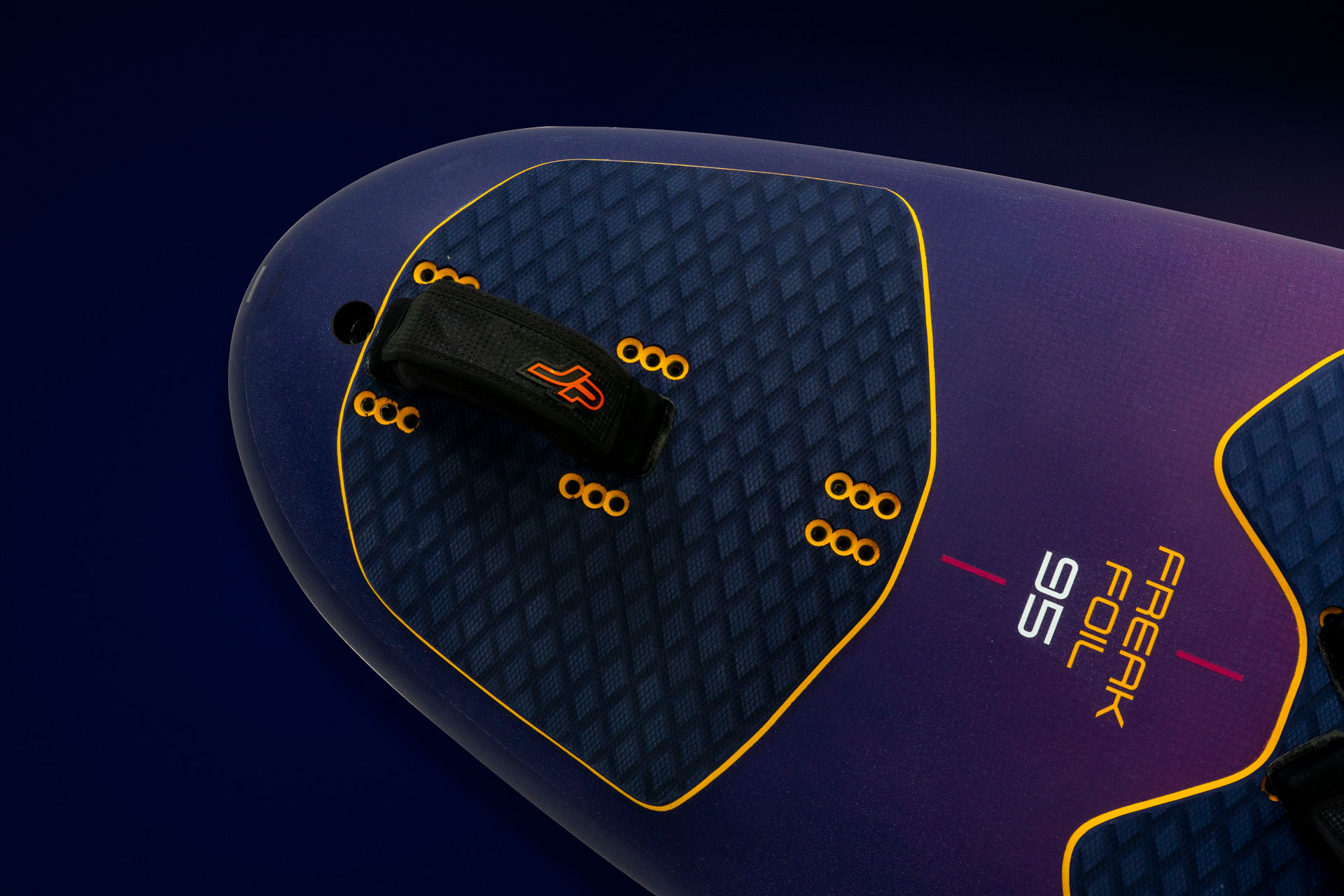 obrazek freakpro plovak na foil jp 2022 zadni poutko